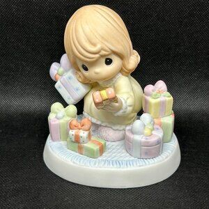 Precious Moments "A Tiny Tot With Her Eyes All Aglow" figurine